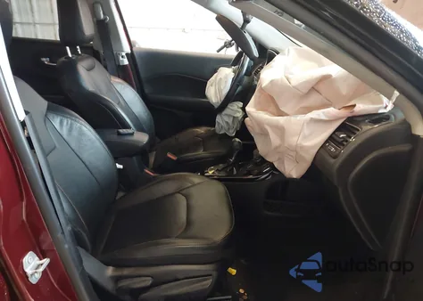 2021 Jeep Compass Limited 4X4 z USA, uszkodzony, nr VIN 3C4NJDCB4MT605042